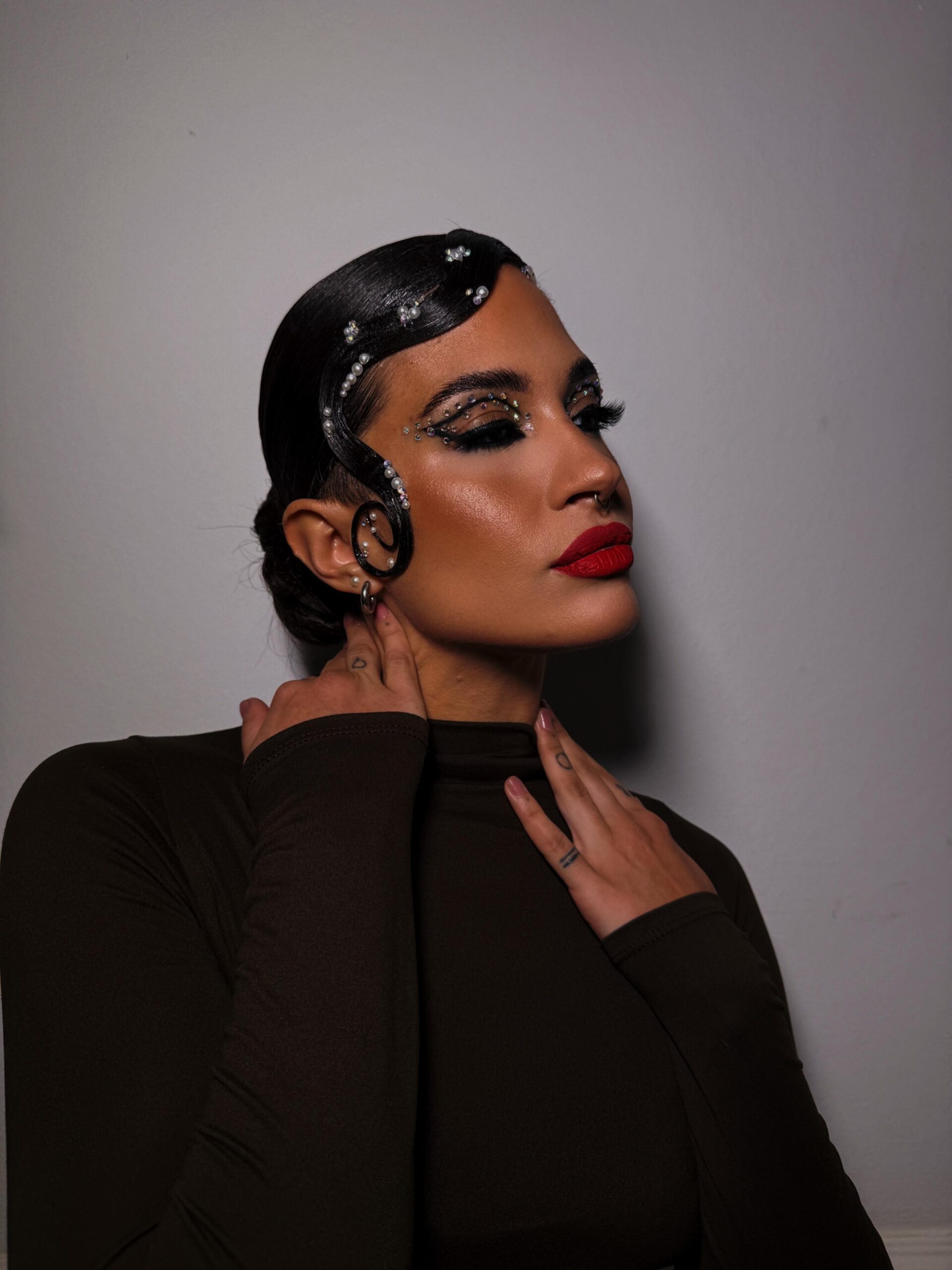 CARRERA DE PEINADOR PROFESIONAL LUNES Y MIERCOLES X MAURO DE BRITO- 25.03.26 - Imagen 2